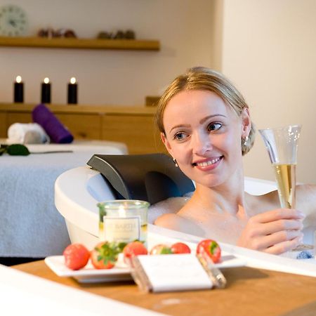 Hotel Leonhard Леоганг Екстериор снимка