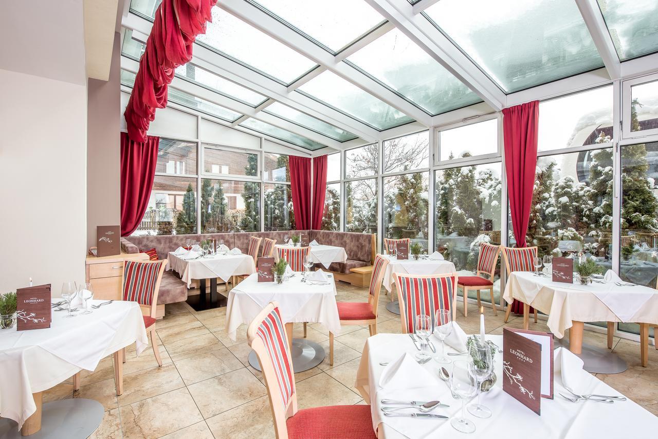 Hotel Leonhard Леоганг Екстериор снимка