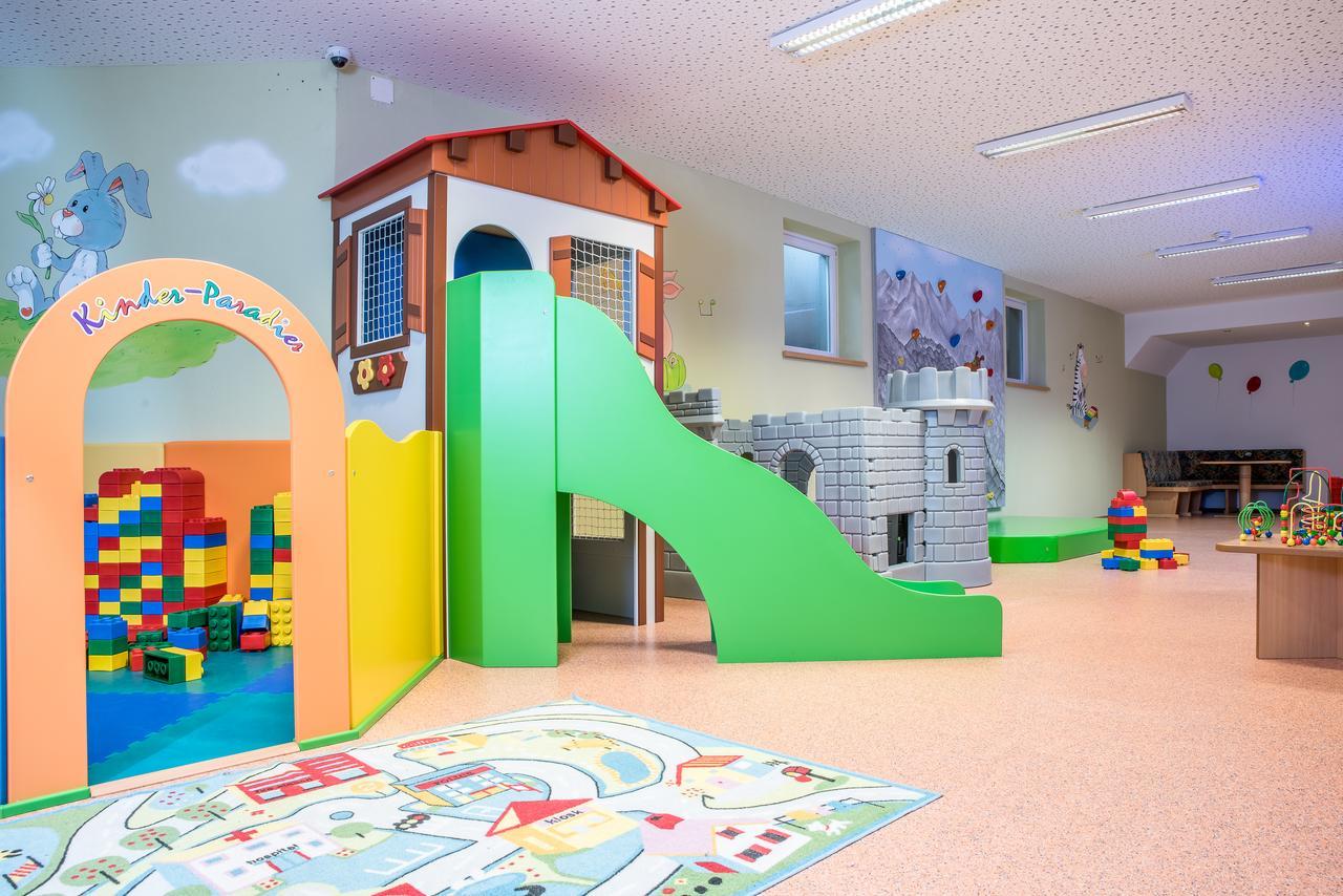 Hotel Leonhard Леоганг Екстериор снимка